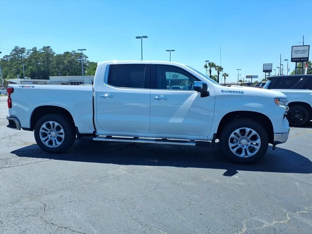 2026 Chevrolet Silverado 1500 LTZ Crew Cab Pickup Slide 1