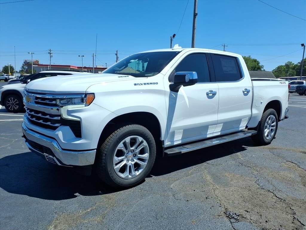 2026 Chevrolet Silverado 1500 LTZ Crew Cab Pickup Slide 7