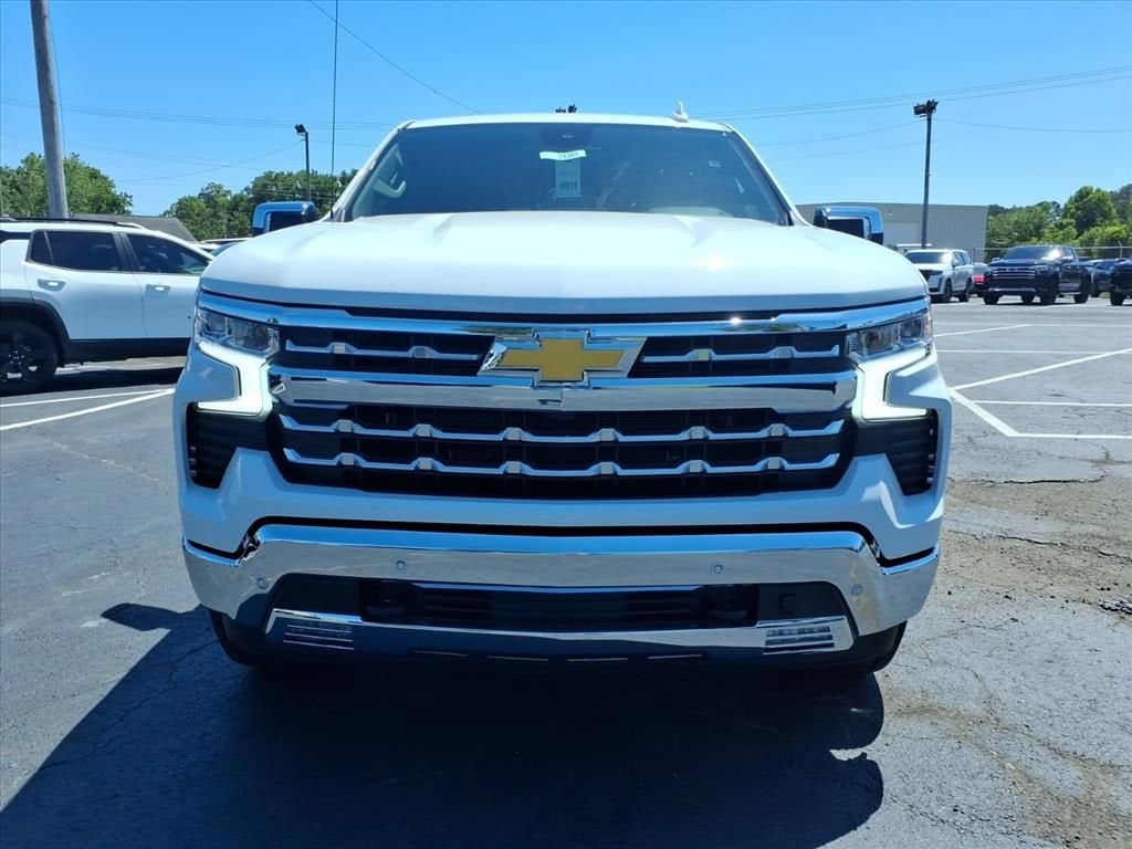 2026 Chevrolet Silverado 1500 LTZ Crew Cab Pickup Slide 8