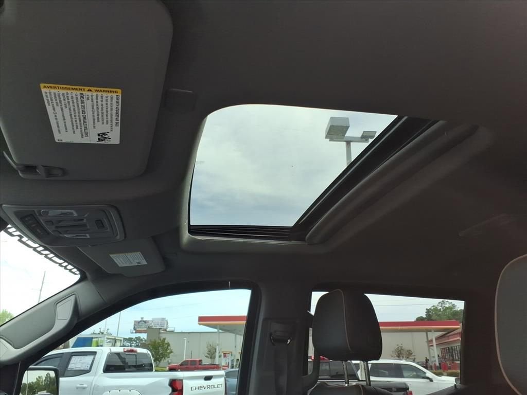 2026 Chevrolet Silverado 1500 LTZ - Photo 10