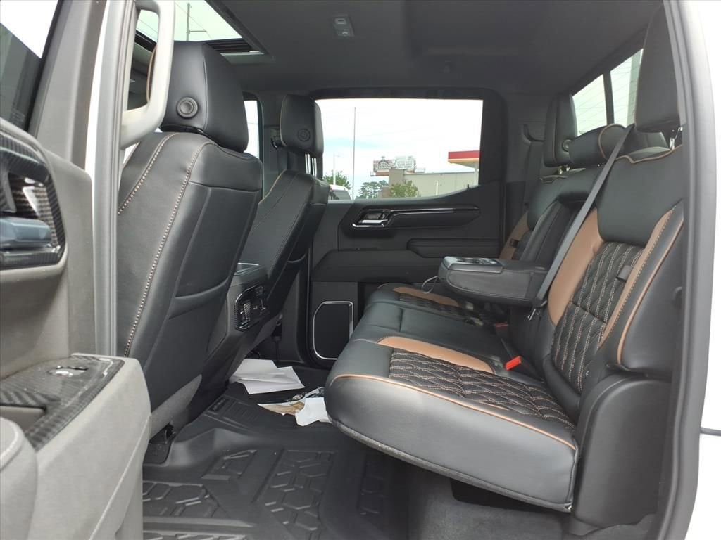 2026 Chevrolet Silverado 1500 LTZ - Photo 13