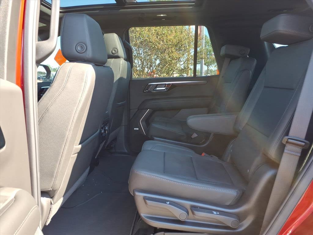 2026 Chevrolet Tahoe Z71 SUV Slide 13