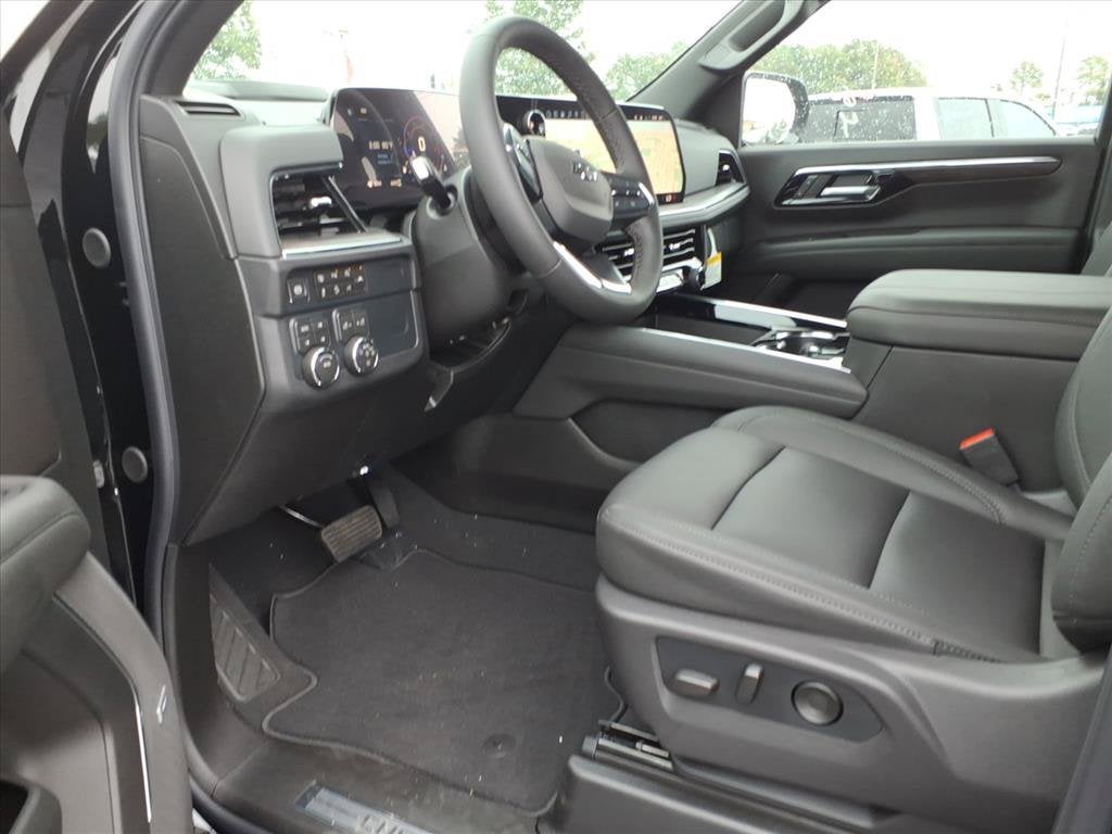 2027 Chevrolet Tahoe Z71 SUV Slide 10