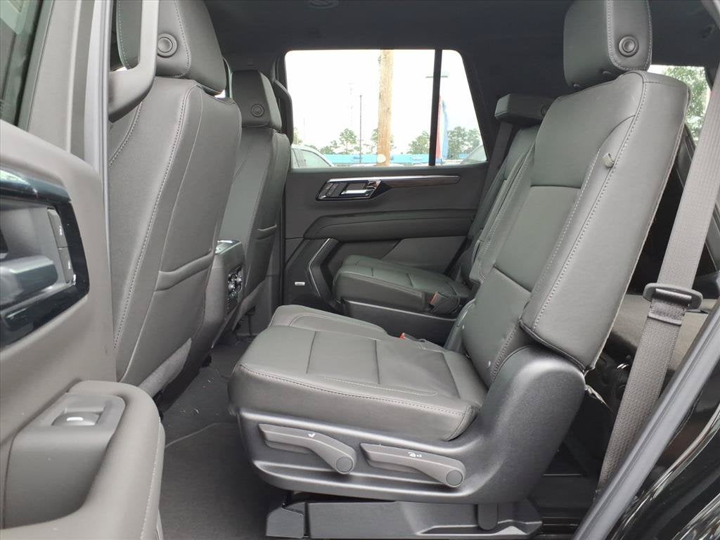 2027 Chevrolet Tahoe Z71 SUV Slide 13