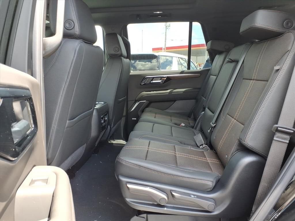 2026 Chevrolet Tahoe HIGH COUNTRY SUV Slide 13