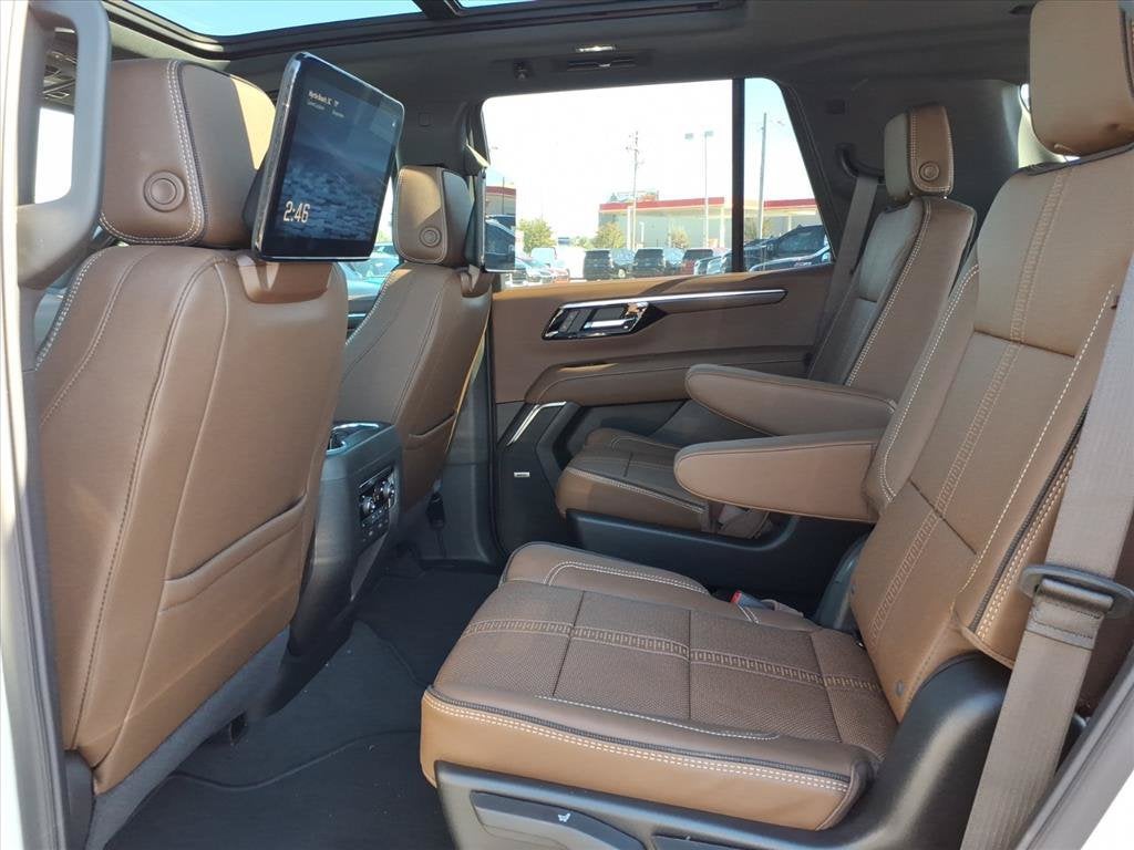 2027 Chevrolet Tahoe HIGH COUNTRY SUV Slide 13