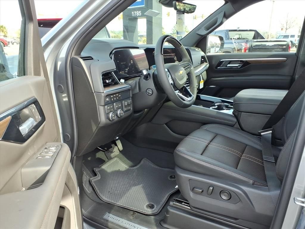 2026 Chevrolet Tahoe HIGH COUNTRY SUV Slide 8