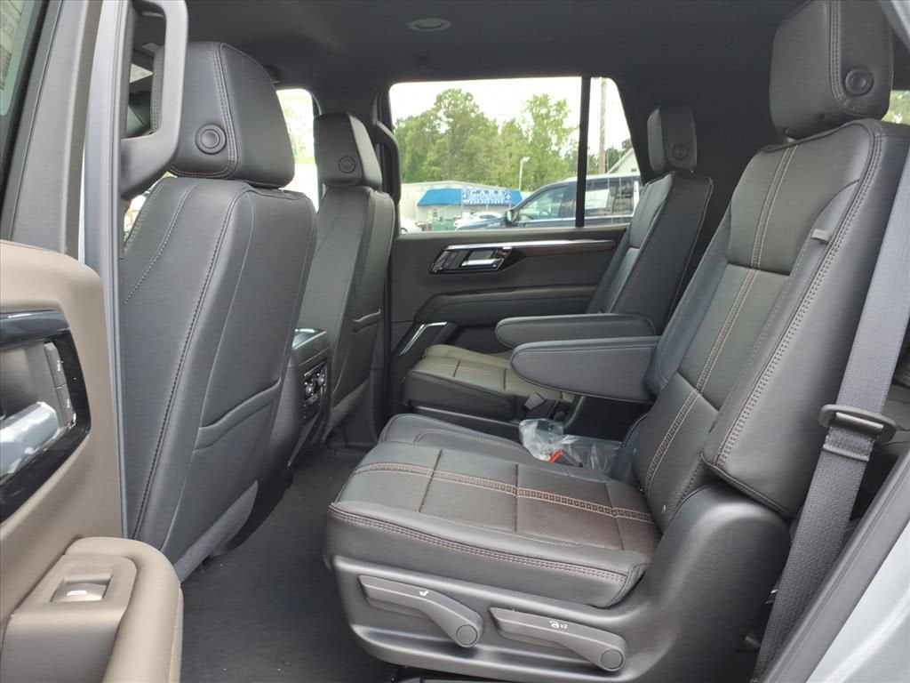 2026 Chevrolet Tahoe HIGH COUNTRY SUV Slide 13