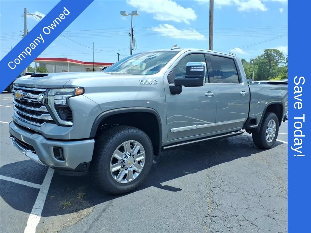 2026 Chevrolet Silverado 3500 HD HIGH COUNTRY Crew Cab Pickup Slide 7