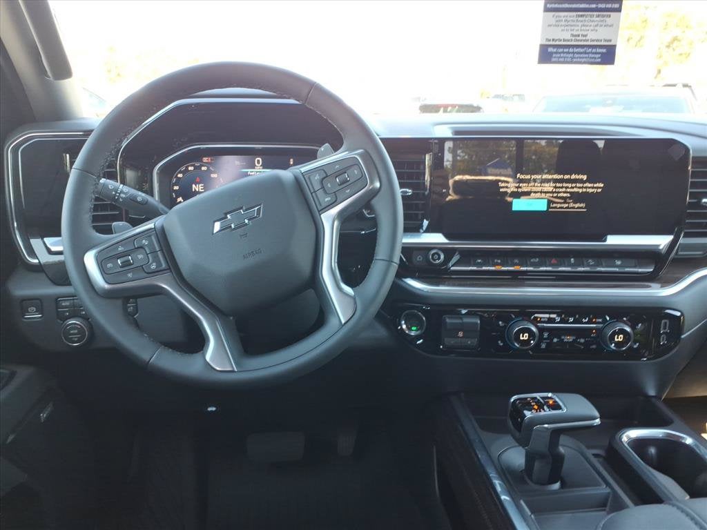 2026 Chevrolet Silverado 1500 RST Crew Cab Pickup Slide 12