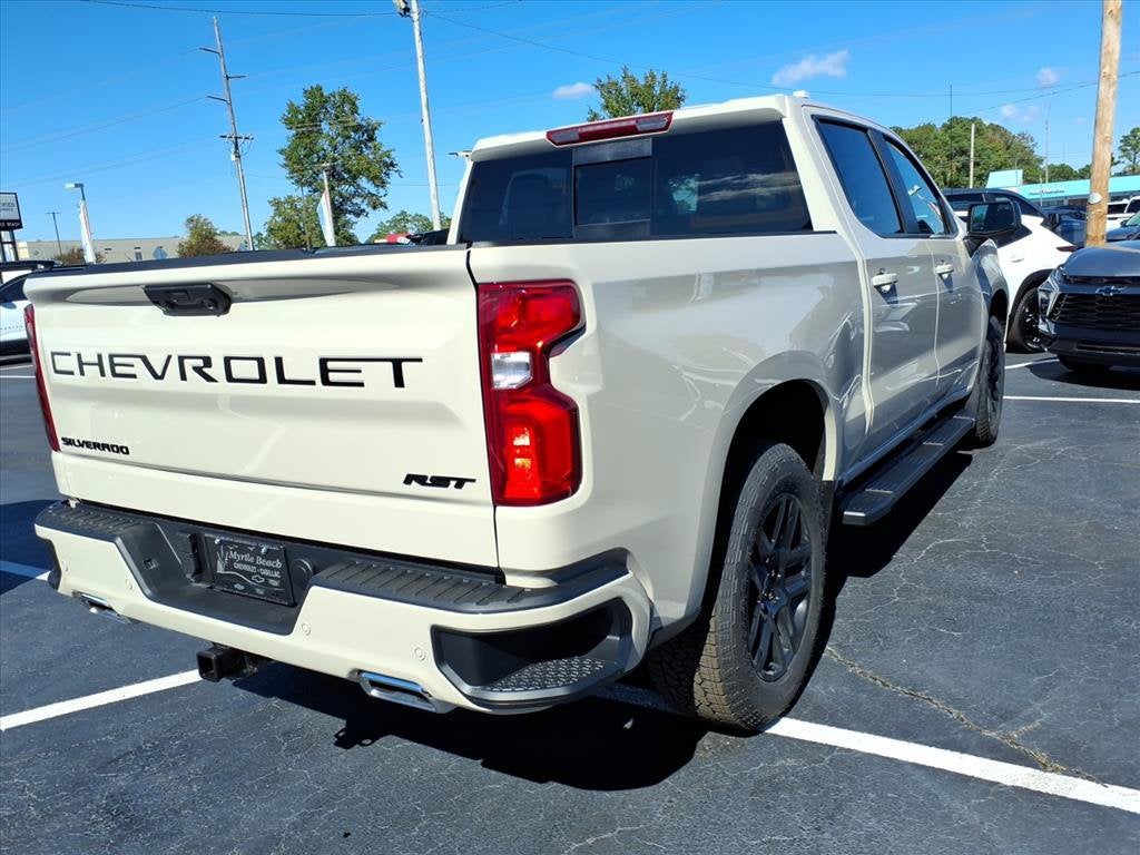 2026 Chevrolet Silverado 1500 RST Crew Cab Pickup Slide 2