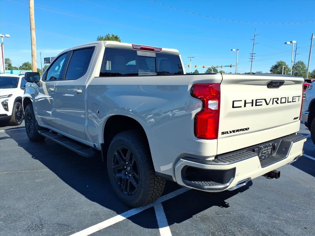 2026 Chevrolet Silverado 1500 RST Crew Cab Pickup Slide 4