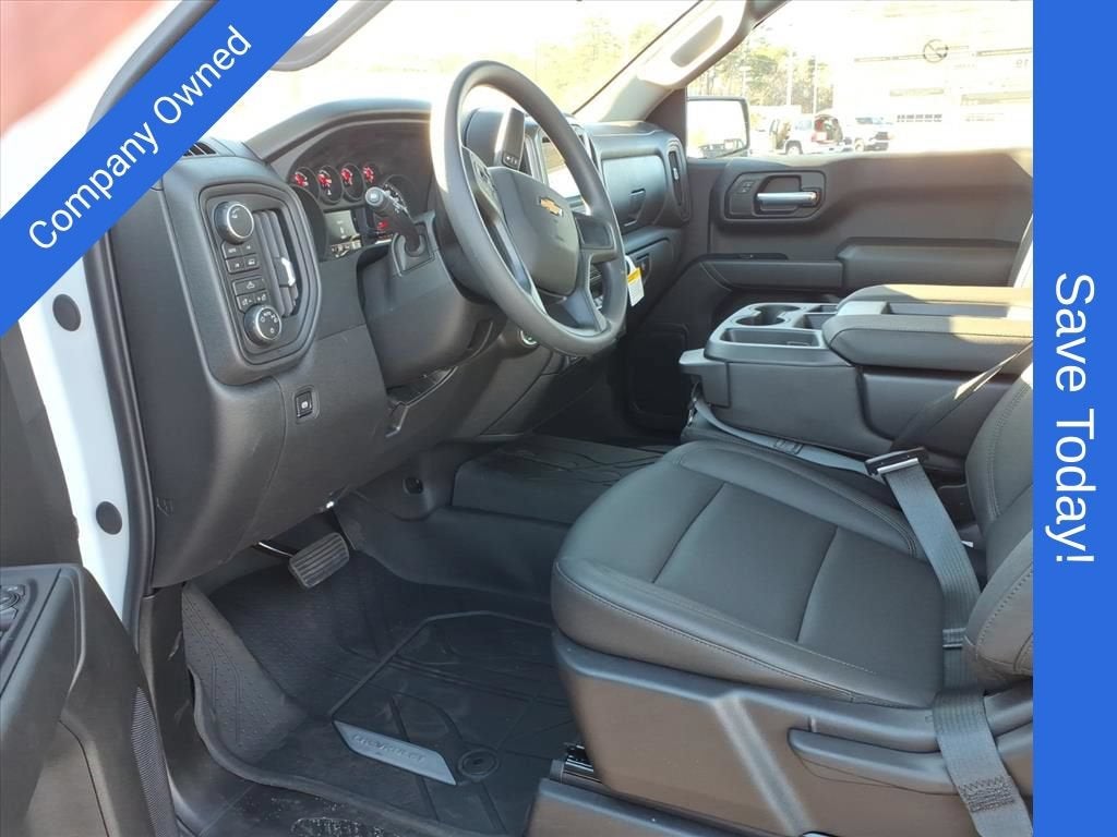 2026 Chevrolet Silverado 1500 WT Regular Cab Pickup Slide 10