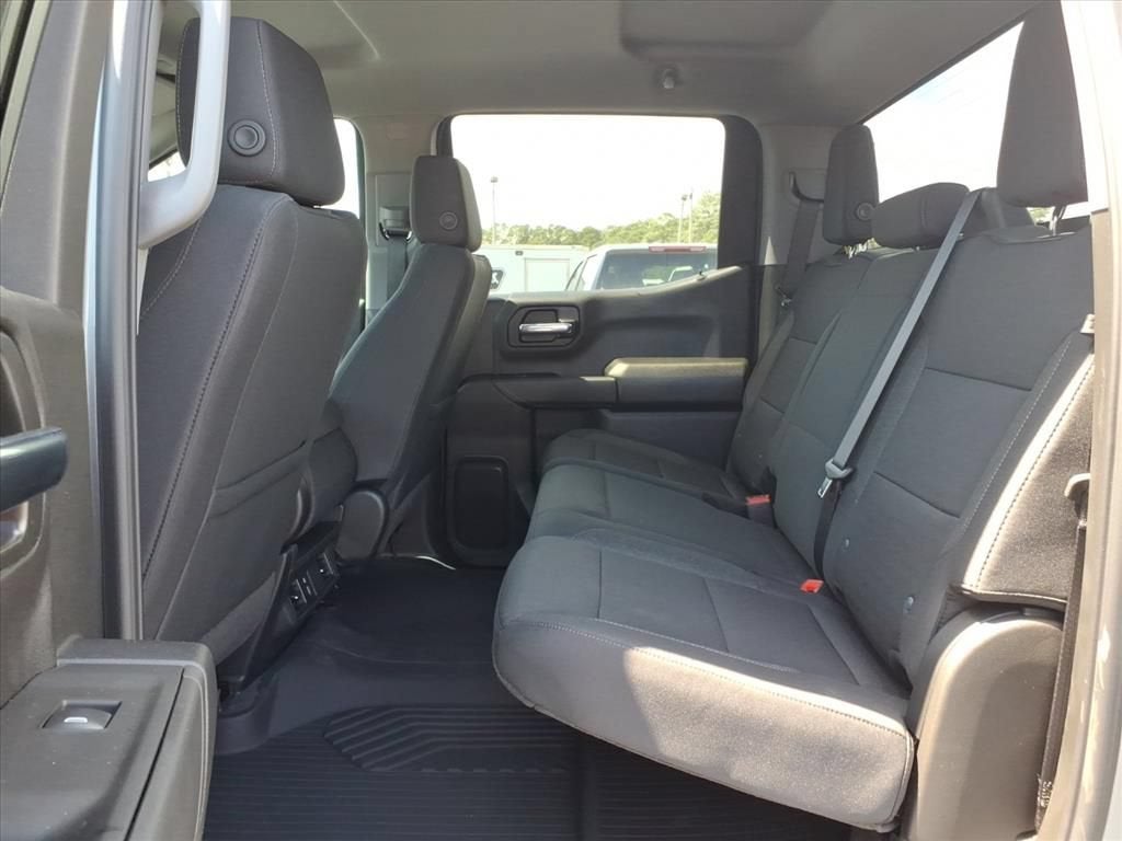 2026 Chevrolet Silverado 1500 CUSTOM TRAIL BOSS Crew Cab Pickup Slide 13
