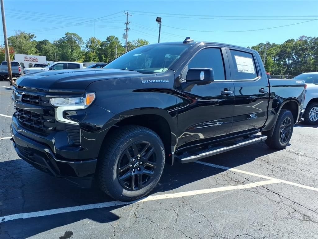 2026 Chevrolet Silverado 1500 RST Crew Cab Pickup Slide 7