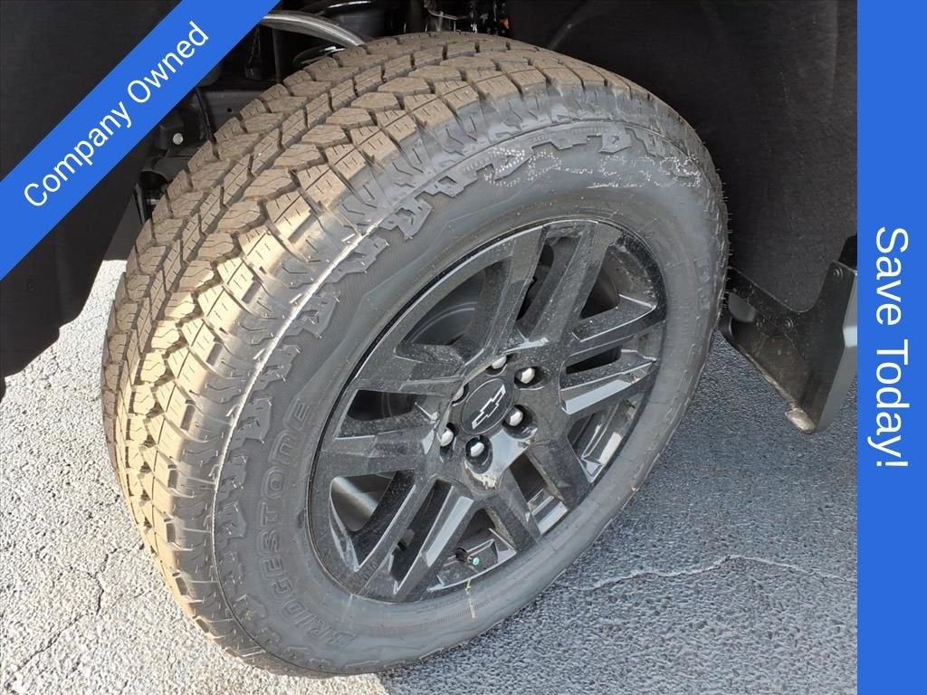 2026 Chevrolet Silverado 1500 LT TRAIL BOSS Crew Cab Pickup Slide 15