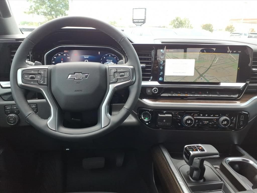2026 Chevrolet Silverado 1500 LT TRAIL BOSS Crew Cab Pickup Slide 12