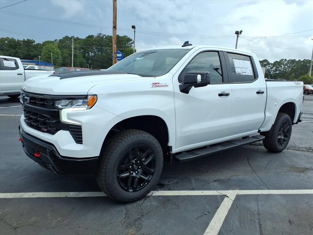 2026 Chevrolet Silverado 1500 LT TRAIL BOSS Crew Cab Pickup Slide 7