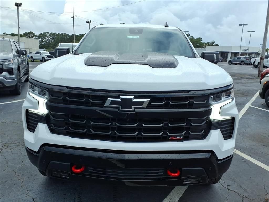 2026 Chevrolet Silverado 1500 LT TRAIL BOSS Crew Cab Pickup Slide 8
