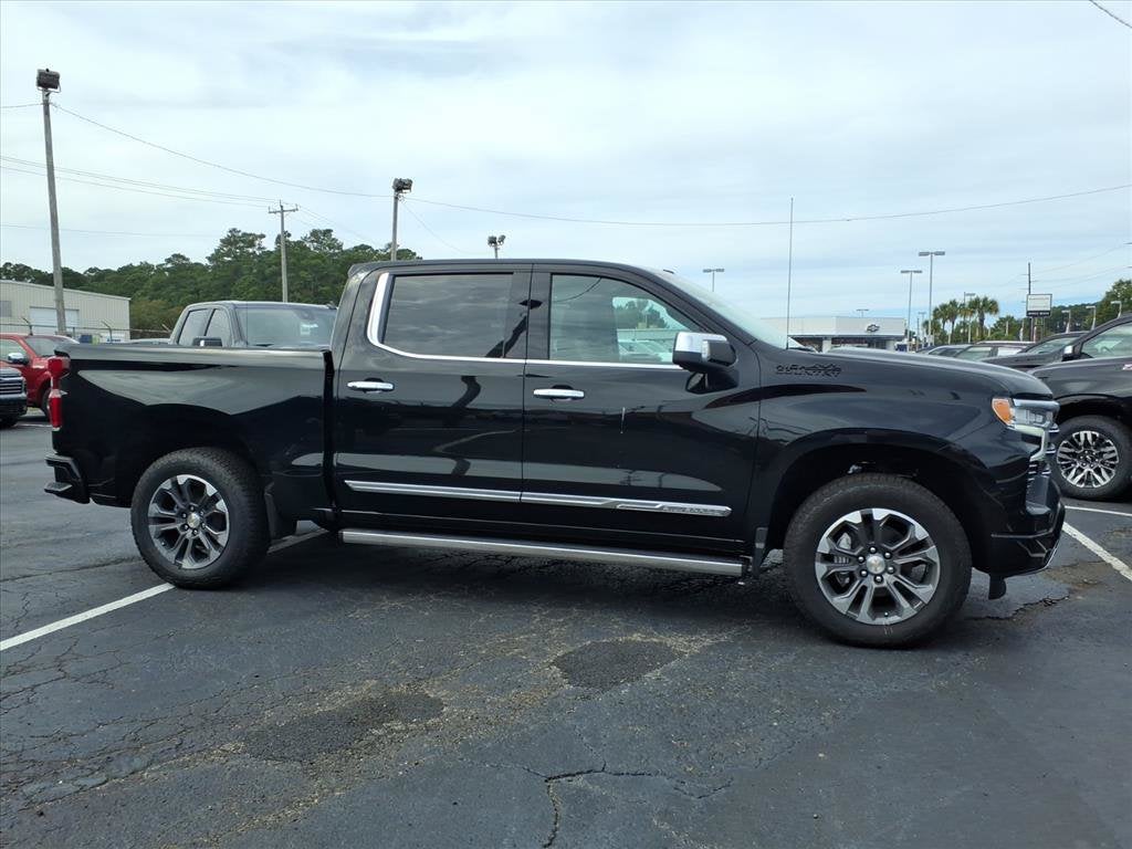 2026 Chevrolet Silverado 1500 HIGH COUNTRY Crew Cab Pickup Slide 1