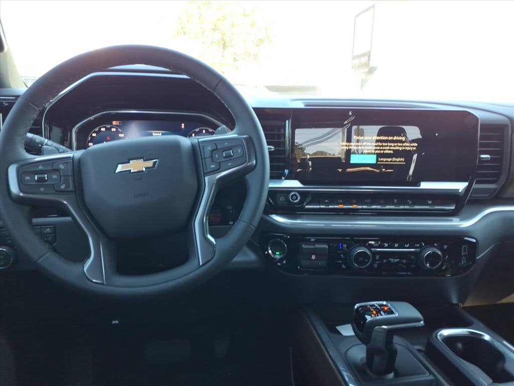 2026 Chevrolet Silverado 1500 HIGH COUNTRY Crew Cab Pickup Slide 12