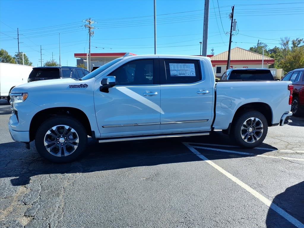 2026 Chevrolet Silverado 1500 HIGH COUNTRY Crew Cab Pickup Slide 5