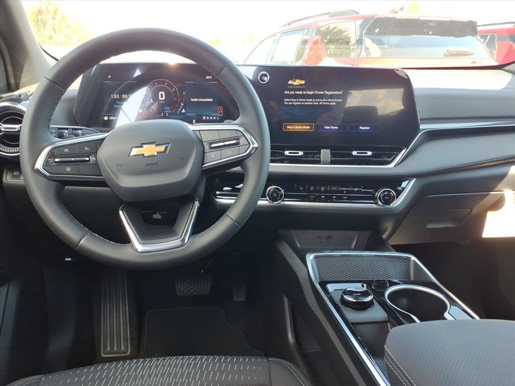 2027 Chevrolet Equinox LT SUV Slide 12