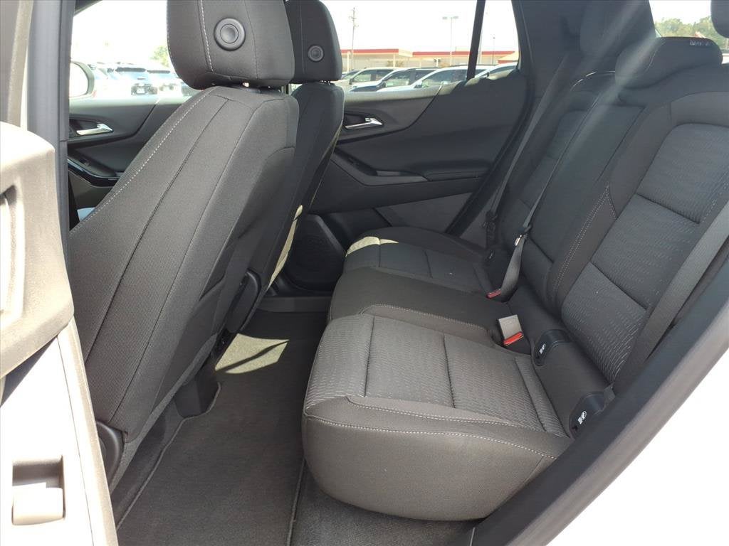 2027 Chevrolet Equinox LT SUV Slide 13
