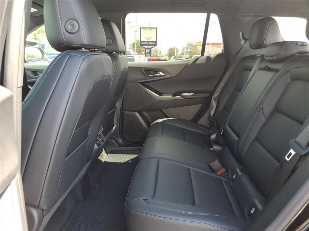 2027 Chevrolet Equinox LT SUV Slide 13