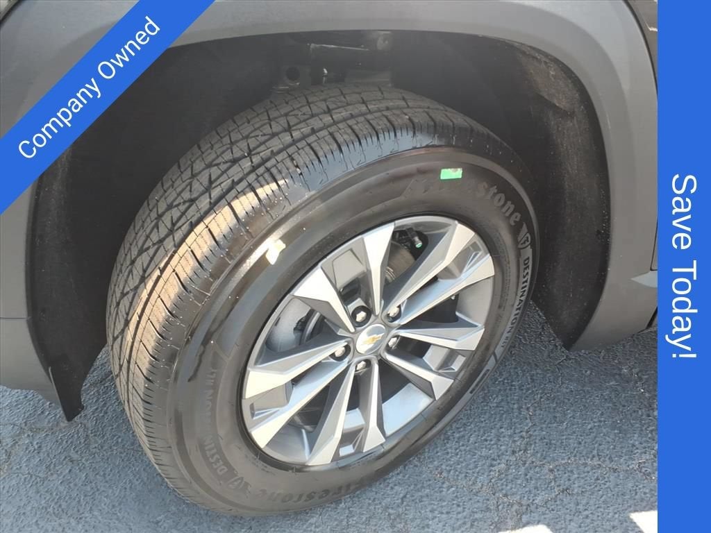 2027 Chevrolet Equinox LT SUV Slide 15