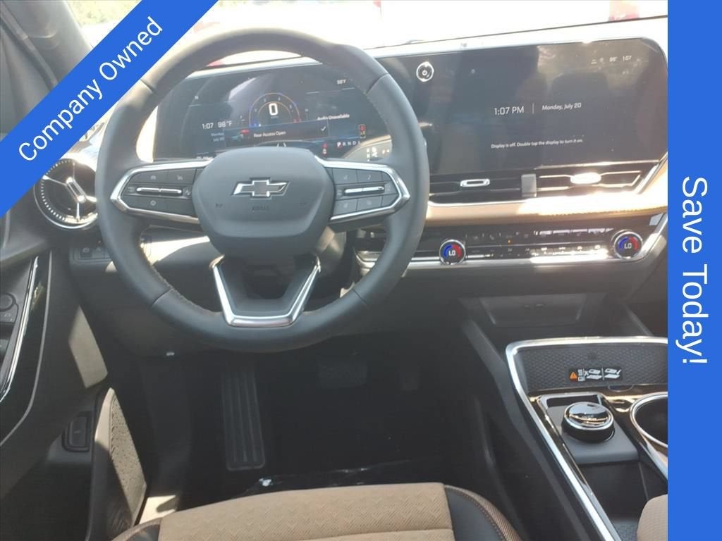 2027 Chevrolet Equinox ACTIV SUV Slide 12