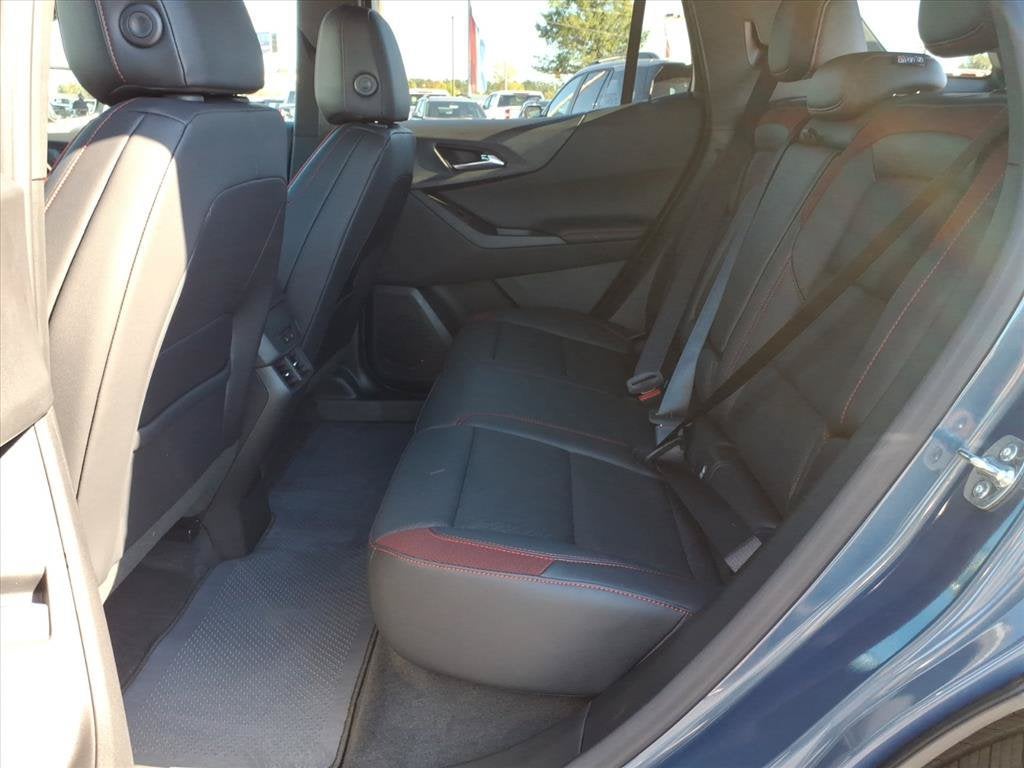 2027 Chevrolet Equinox RS SUV Slide 13
