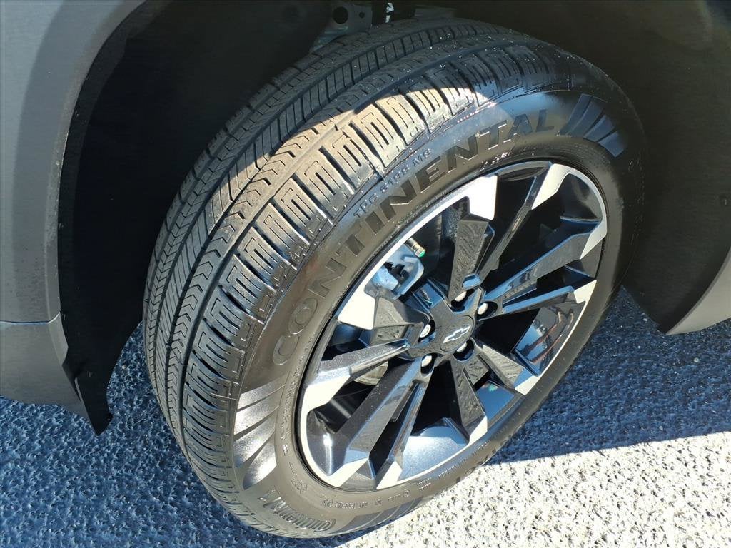 2027 Chevrolet Equinox RS SUV Slide 15