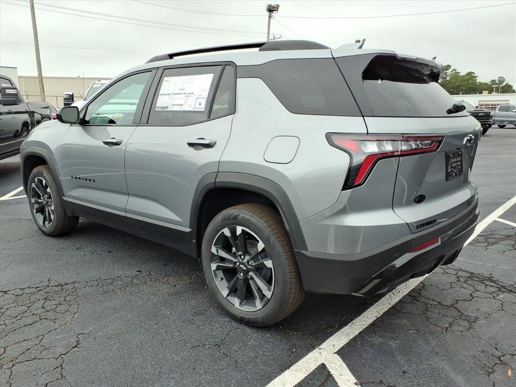 2027 Chevrolet Equinox RS SUV Slide 4
