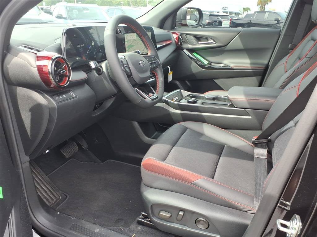 2027 Chevrolet Equinox RS SUV Slide 10