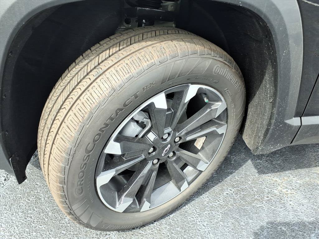 2027 Chevrolet Equinox RS SUV Slide 15