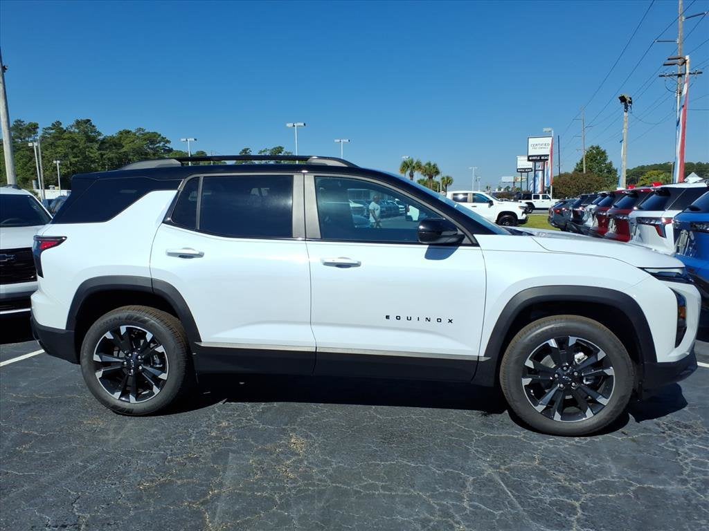 2027 Chevrolet Equinox RS SUV Slide 1