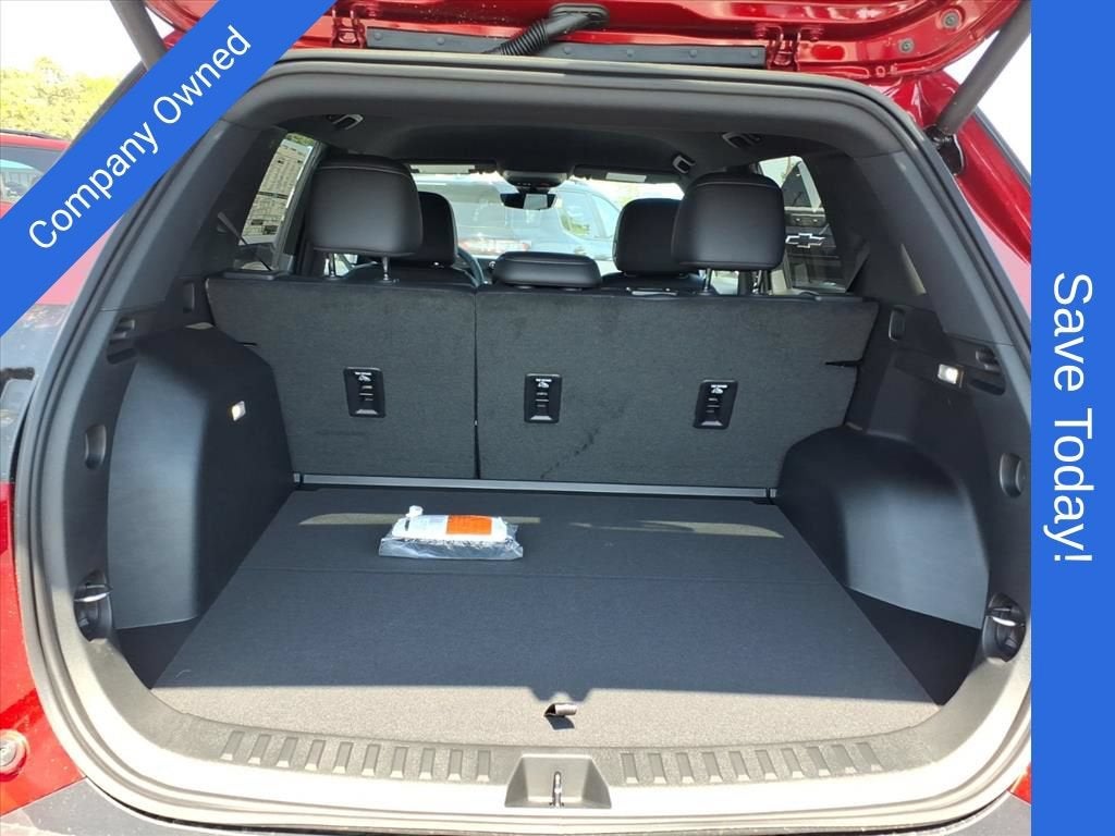 2026 Chevrolet Equinox LT SUV Slide 14