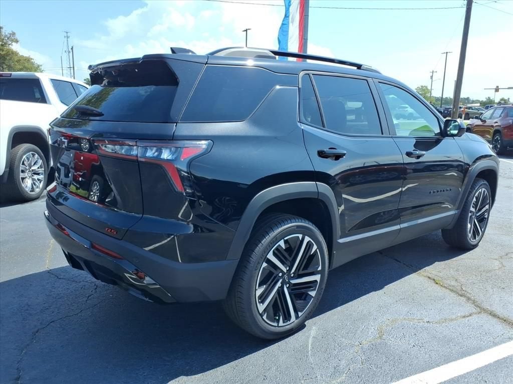 2027 Chevrolet Equinox RS SUV Slide 2