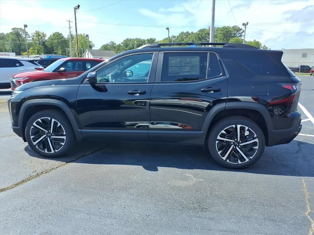 2027 Chevrolet Equinox RS SUV Slide 5
