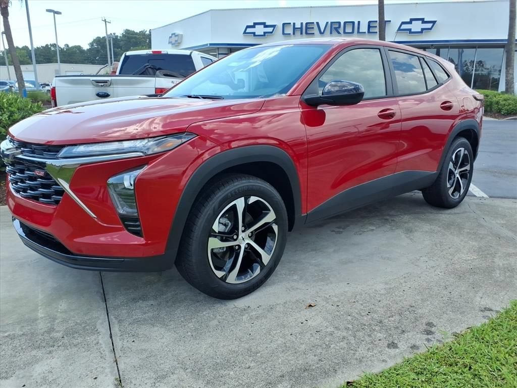 2026 Chevrolet Trax 1RS SUV Slide 7