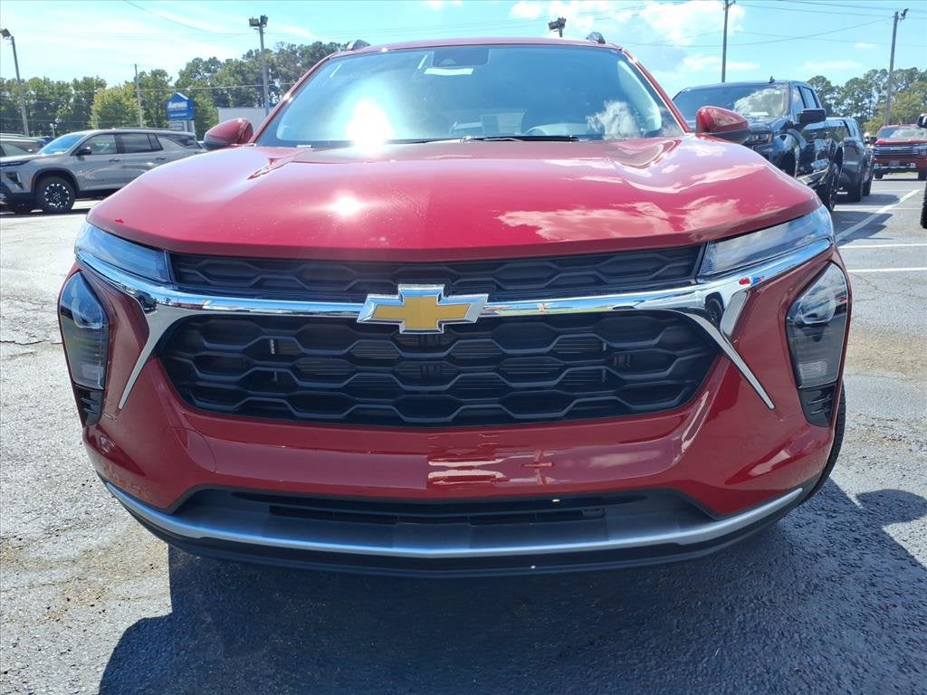 2026 Chevrolet Trax LT SUV Slide 8
