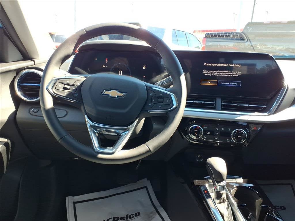 2026 Chevrolet Trax LT SUV Slide 12