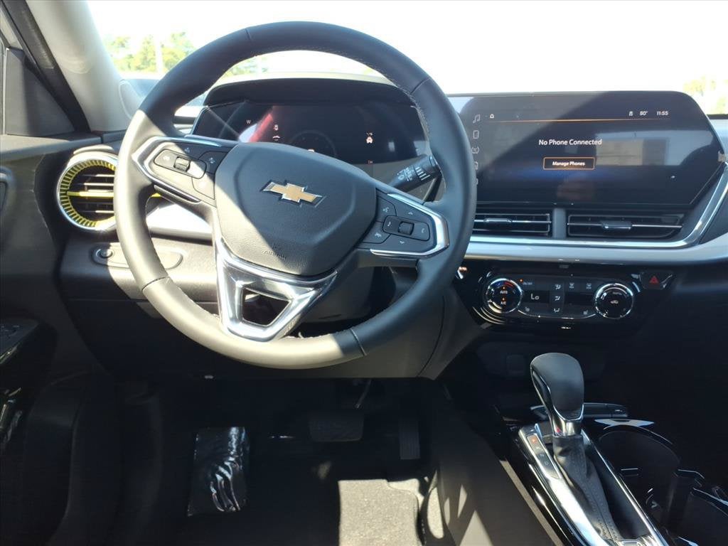 2026 Chevrolet Trax LT SUV Slide 12