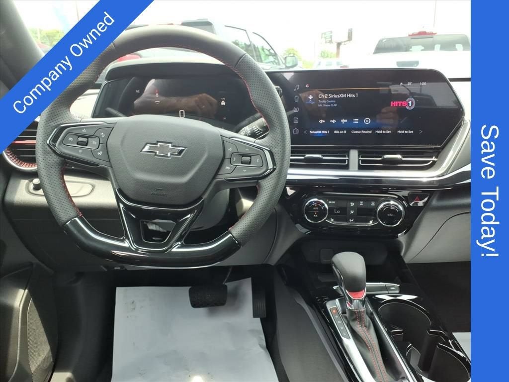 2026 Chevrolet Trax 2RS SUV Slide 12