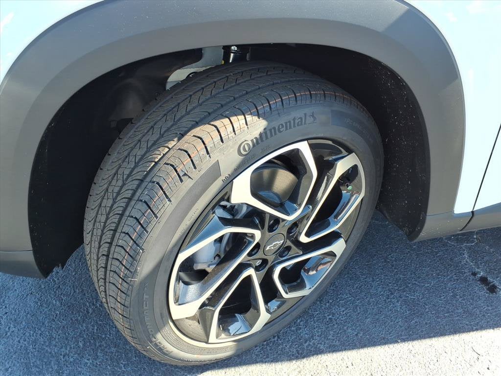 2026 Chevrolet Trax 2RS SUV Slide 15