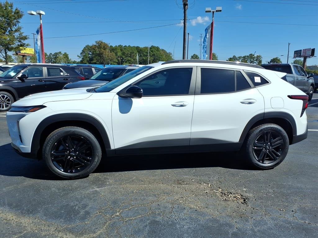 2026 Chevrolet Trax ACTIV SUV Slide 5