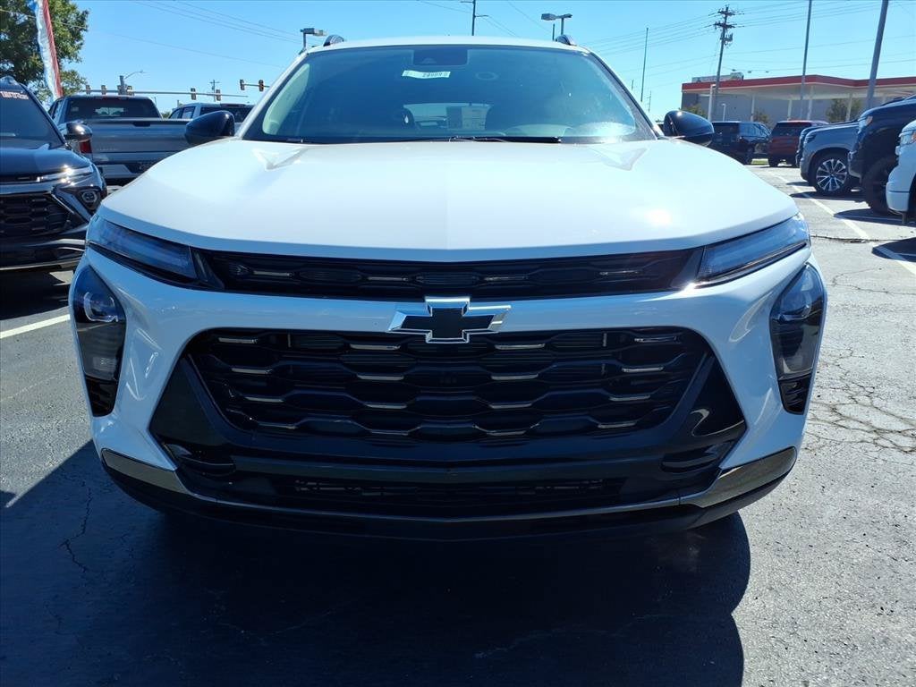 2026 Chevrolet Trax ACTIV SUV Slide 8