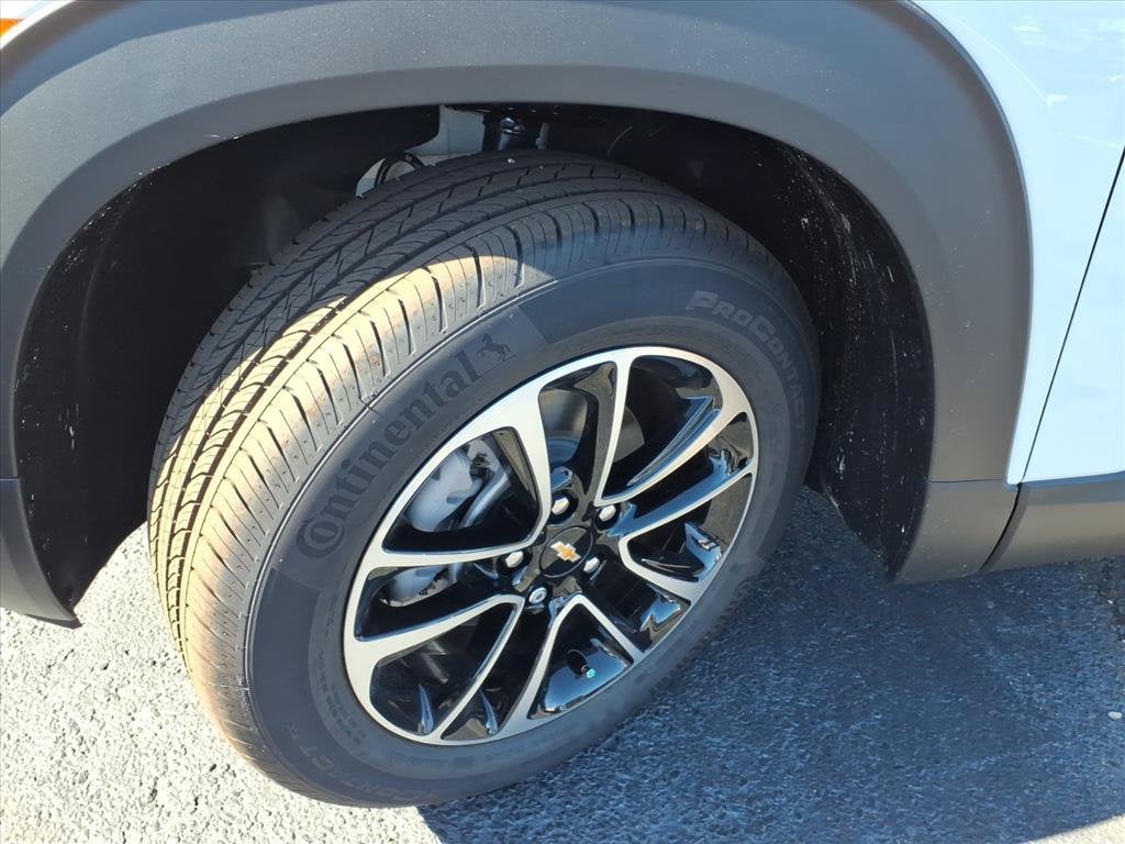 2026 Chevrolet Trailblazer LT SUV Slide 15