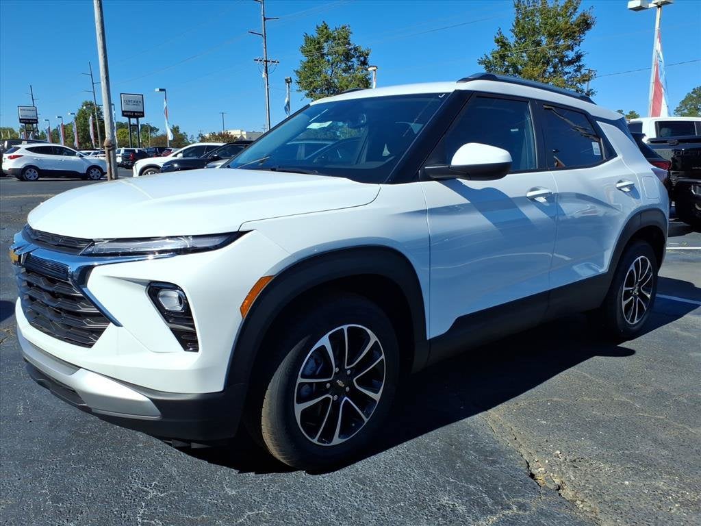 2026 Chevrolet Trailblazer LT SUV Slide 7